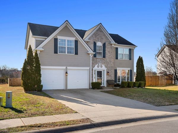 1713 Kendall Cove Ln, Mount Juliet, TN 37122