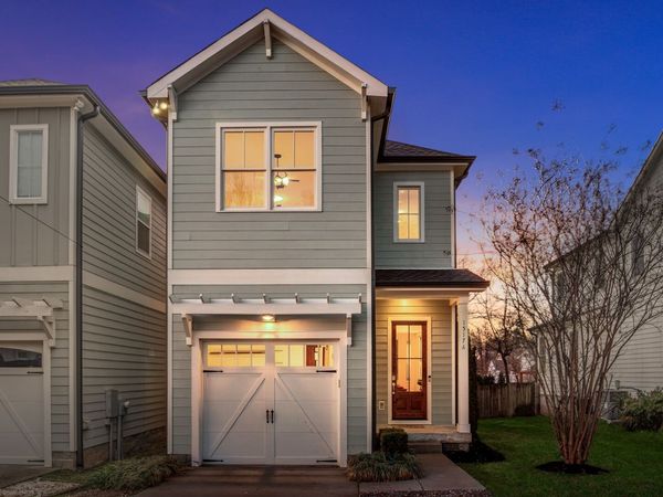 1517A Hayden Dr, Nashville, TN 37206