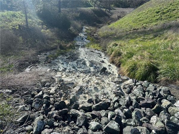 25156 E State Hwy 20, Clearlake Oaks, CA 95423