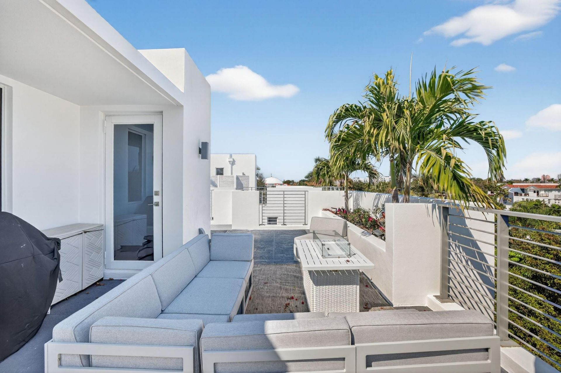 700 NE 14th Avenue, Unit 206, Fort Lauderdale, FL 33304 Photo