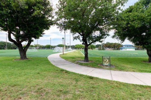 700 NE 14th Avenue, Unit 206, Fort Lauderdale, FL 33304 Photo