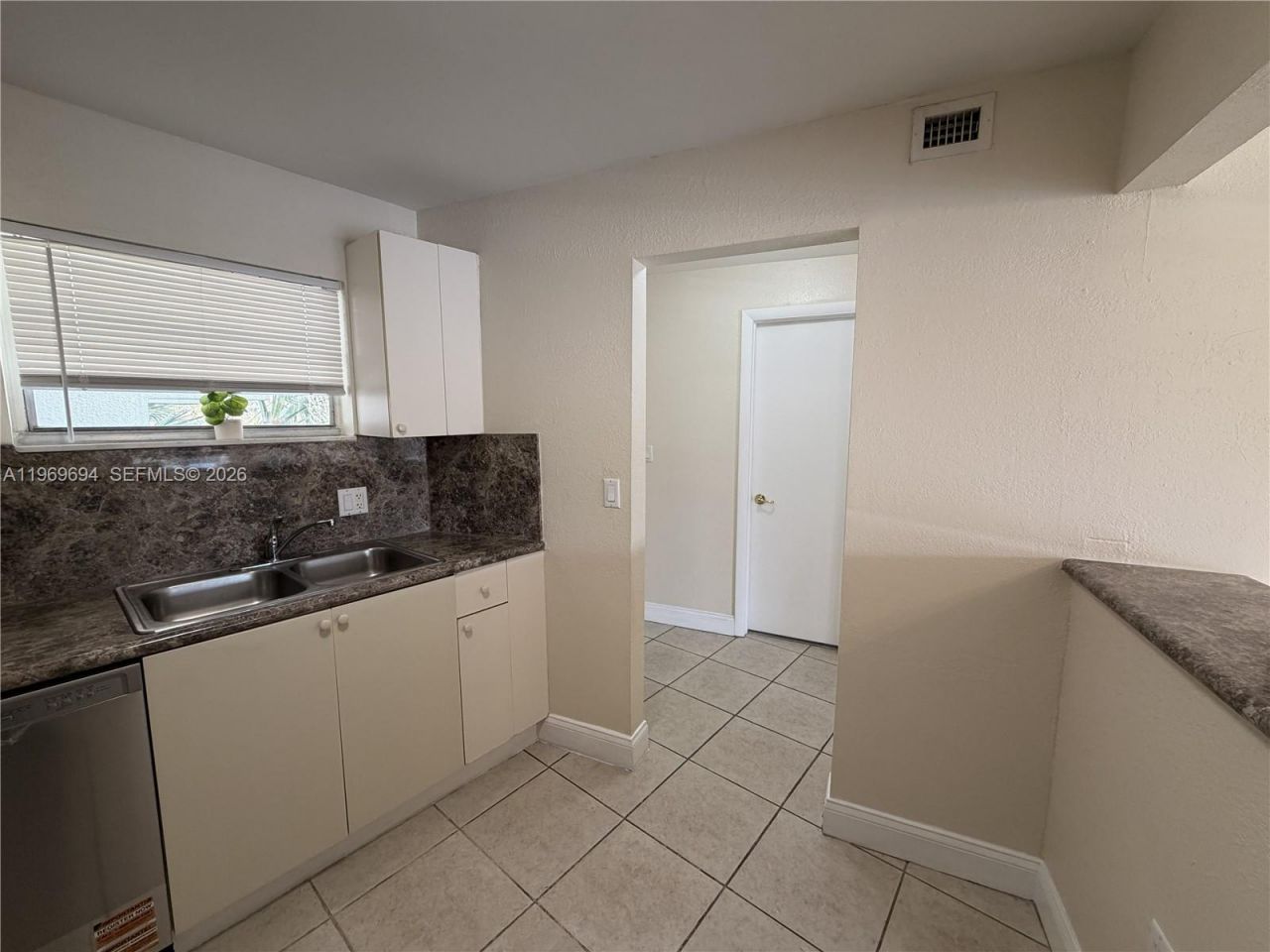 4255 N University Dr , Unit 310, Sunrise, FL 33351 Photo