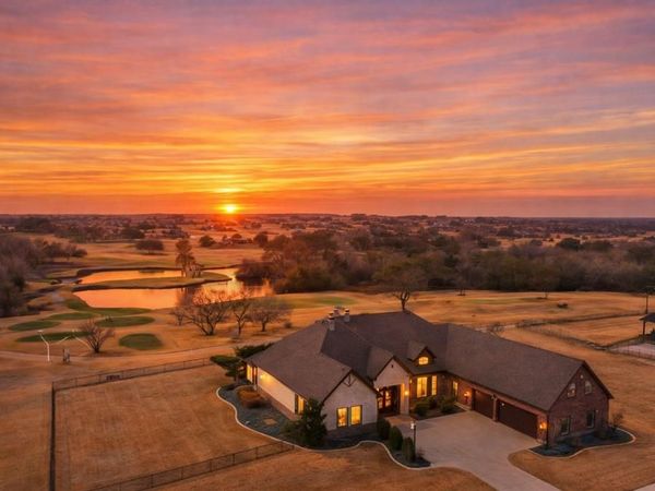 125 Signature Court, Weatherford, TX 76087