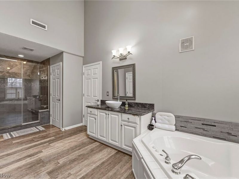 16501 Station Road, Columbia Station, OH 44028 Photo 6