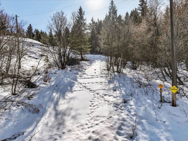 7260 N Crestview Rd, Pocatello, ID 83204