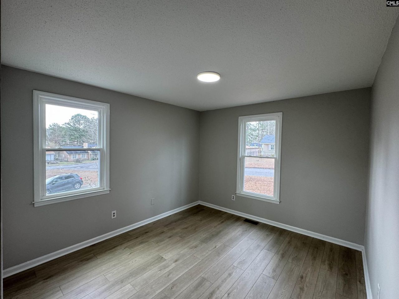 132 Roost Road  Photo 9