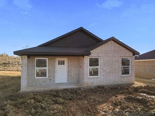 702 W 6th Street, Atoka, OK 74525
