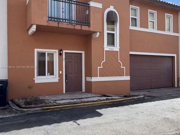 5988 SW 8th St, Unit 2, West Miami, FL 33144