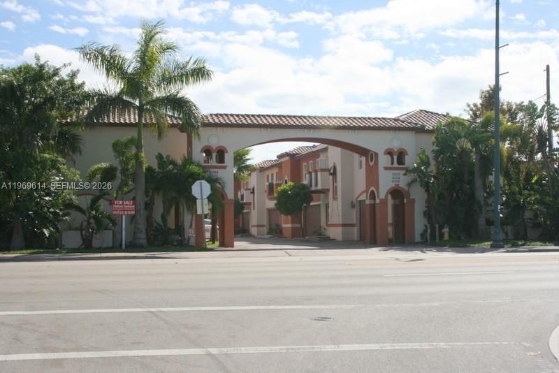 5988 SW 8th St, Unit 2, West Miami, FL 33144 Photo