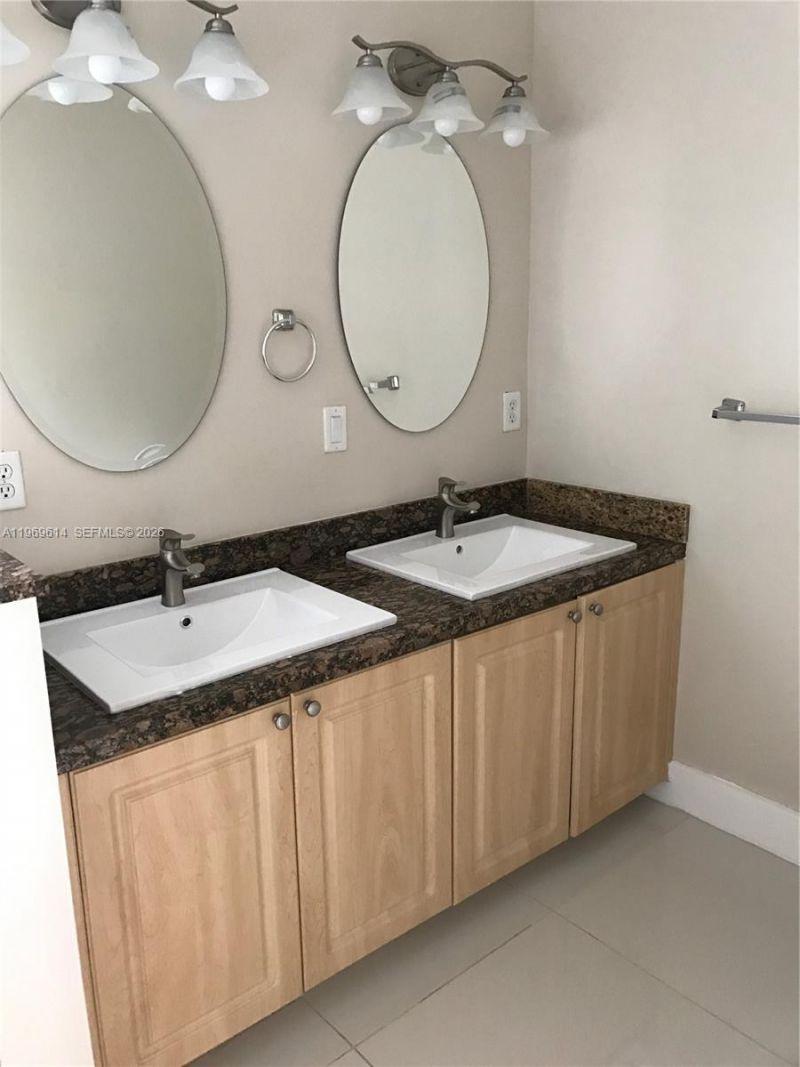 5988 SW 8th St, Unit 2, West Miami, FL 33144 Photo