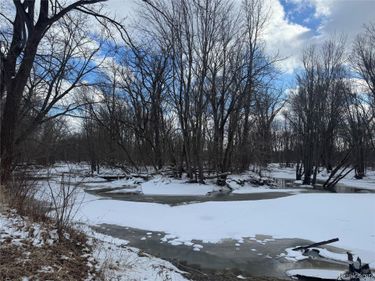 01 Remer Road, China Township, Mi 48054