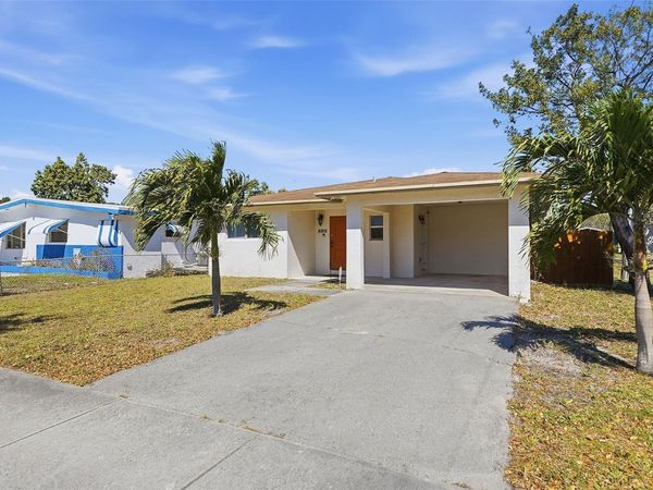5015 SW 18th St, West Park, FL 33023