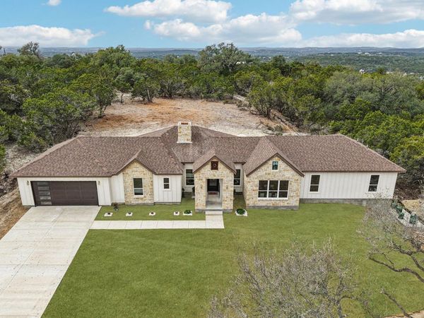 858 Rutherford, Fischer, TX 78623