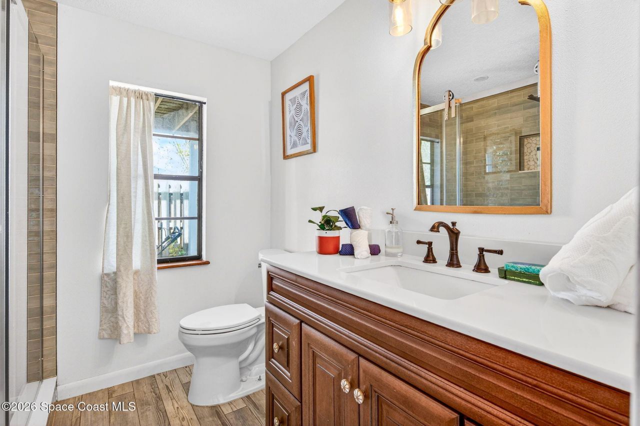 51 Vip Island, Unit B, Grant, FL 32949 Photo