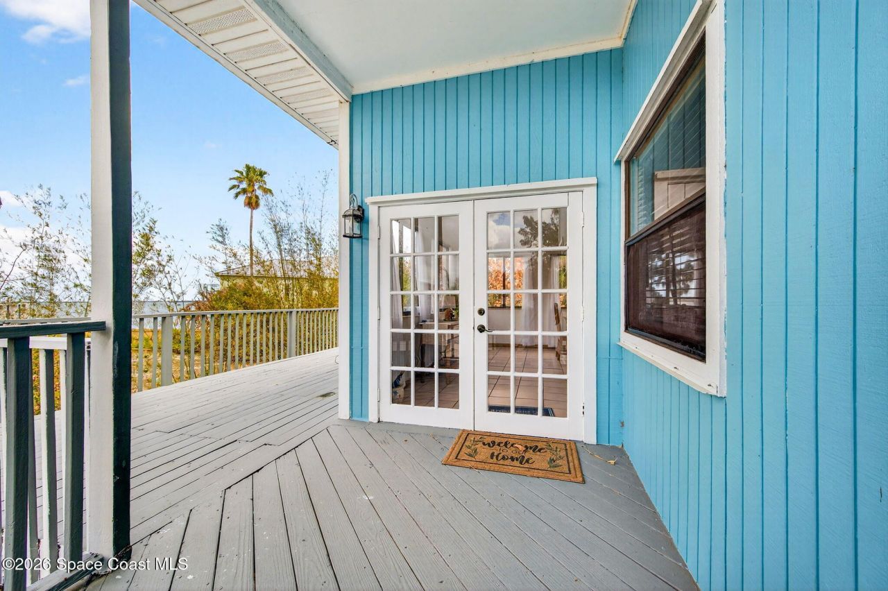 51 Vip Island, Unit B, Grant, FL 32949 Photo