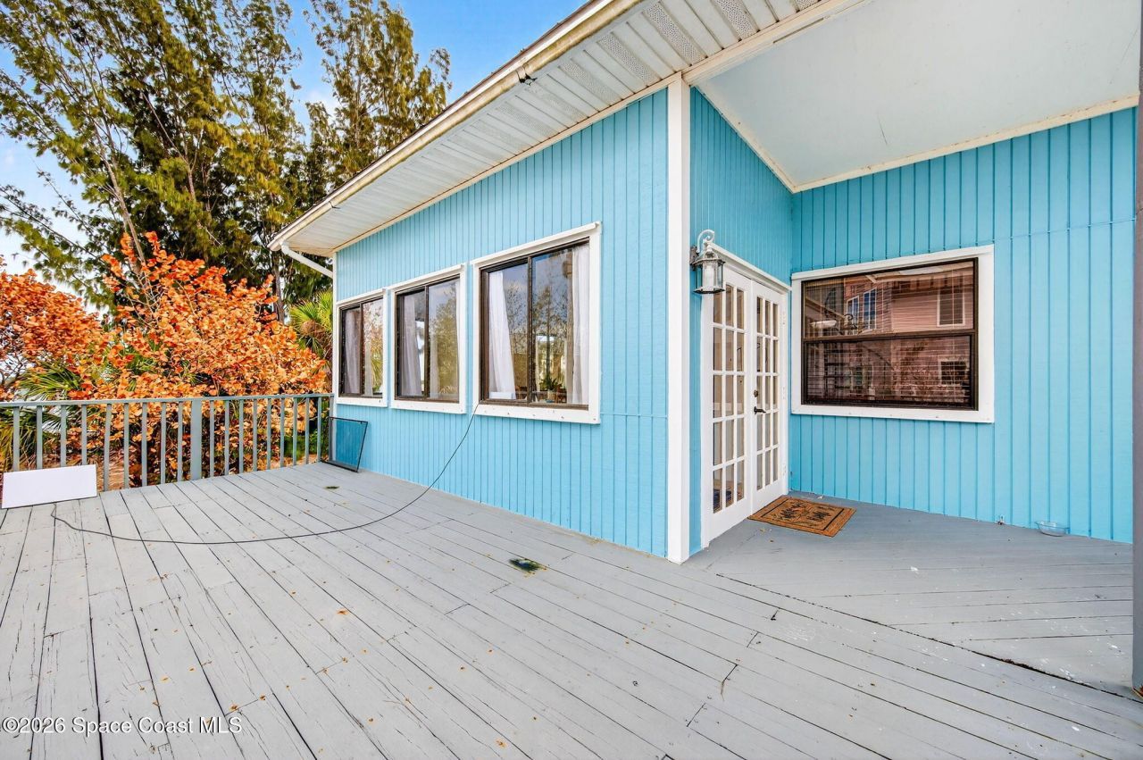 51 Vip Island, Unit B, Grant, FL 32949 Photo