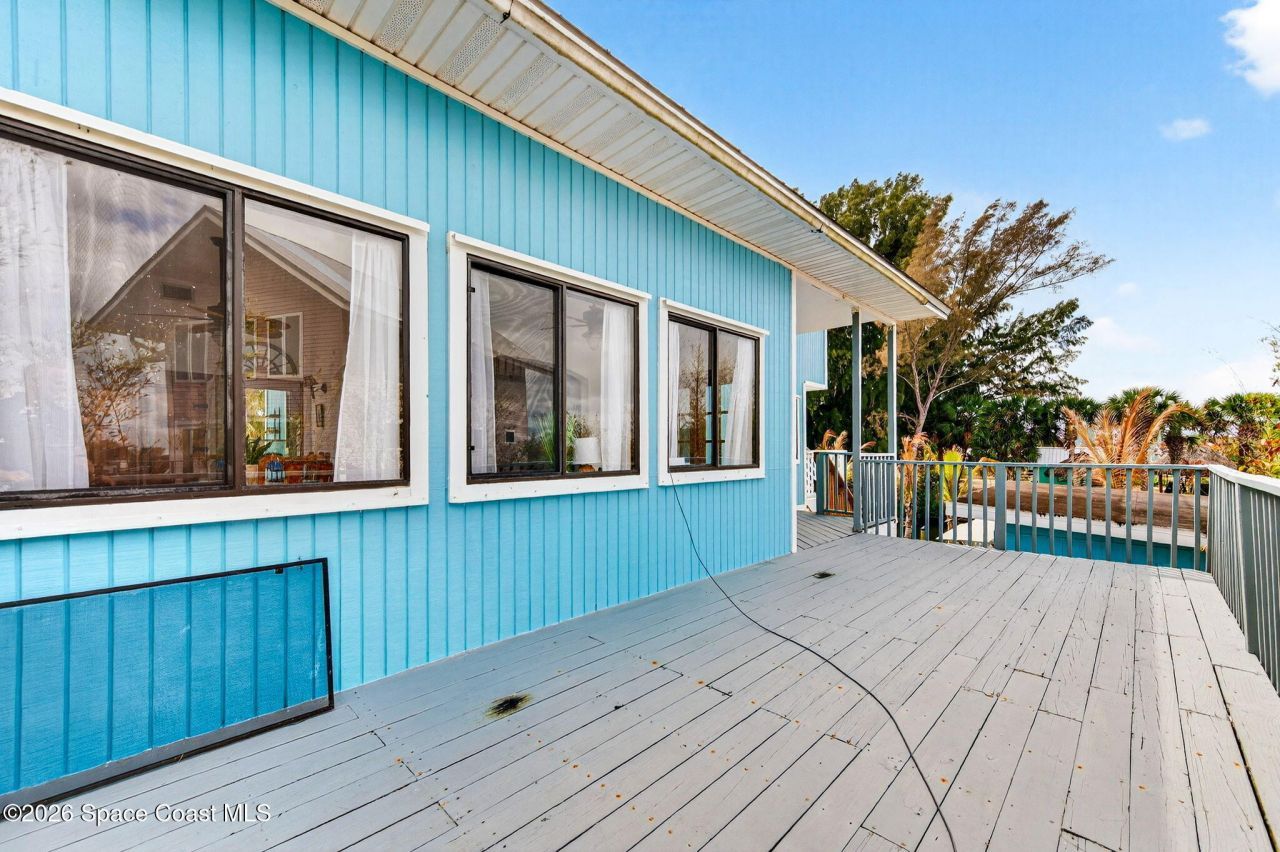 51 Vip Island, Unit B, Grant, FL 32949 Photo