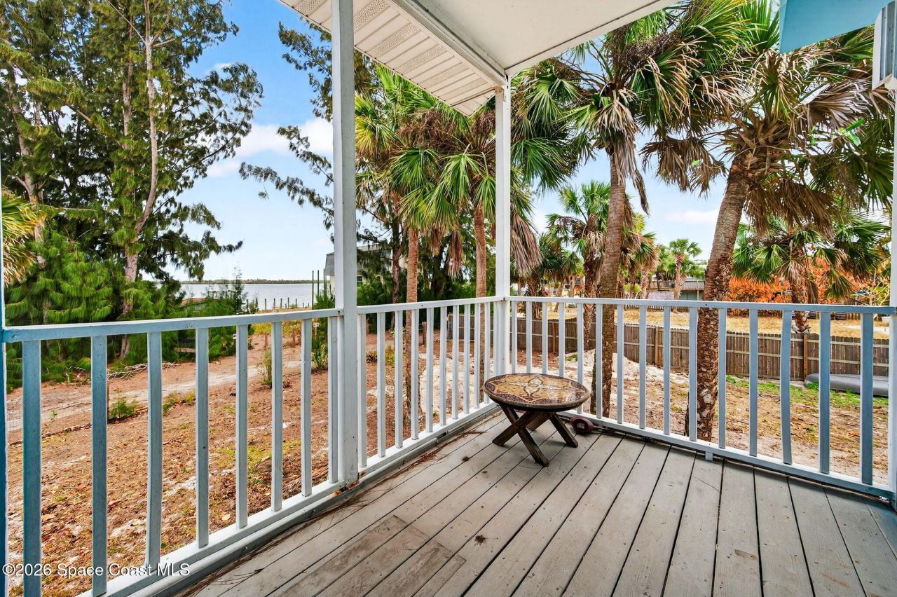 51 Vip Island, Unit B, Grant, FL 32949 Photo