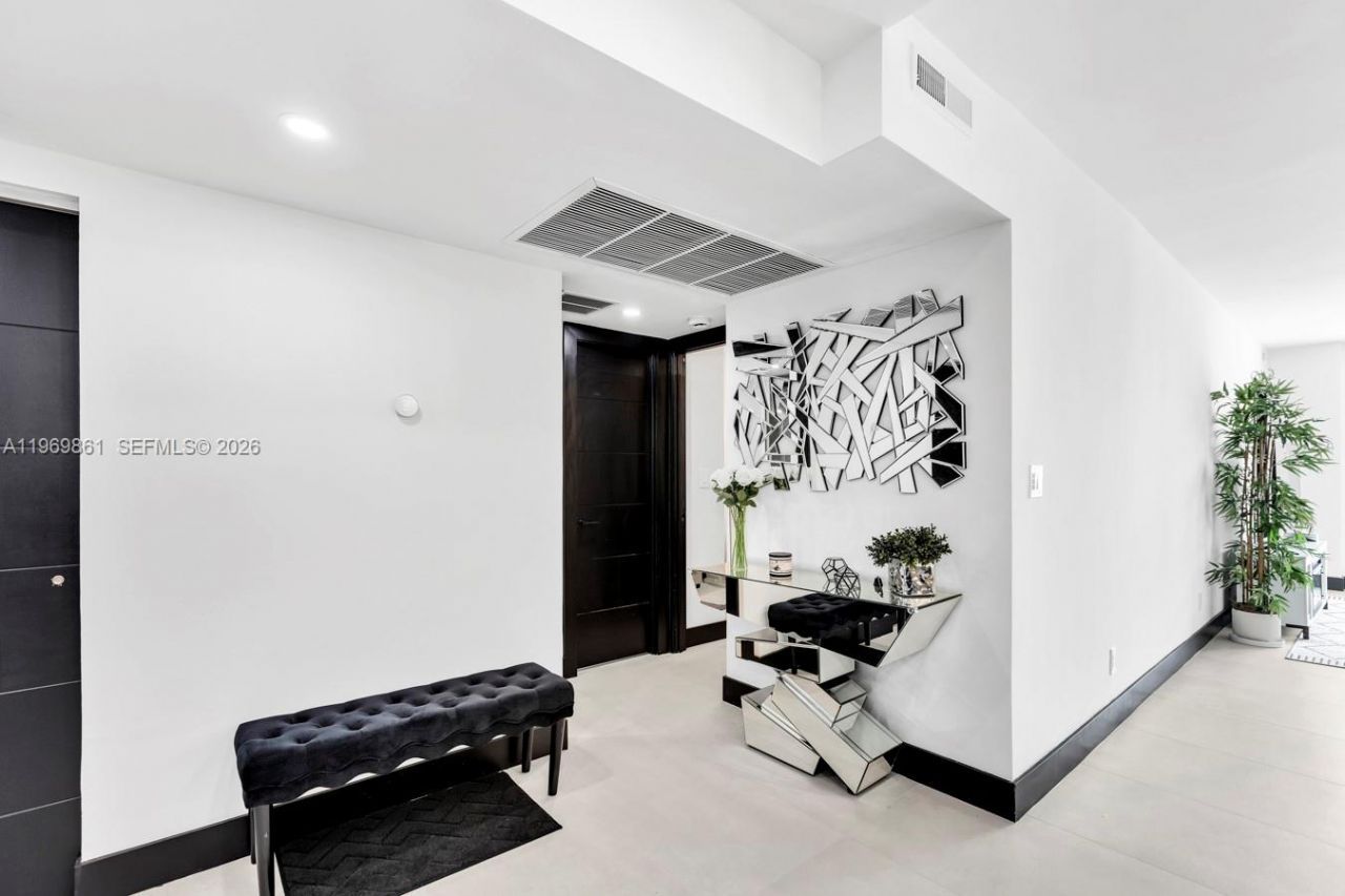 19380 Collins Ave , Unit 1212, Sunny Isles Beach, FL 33160 Photo