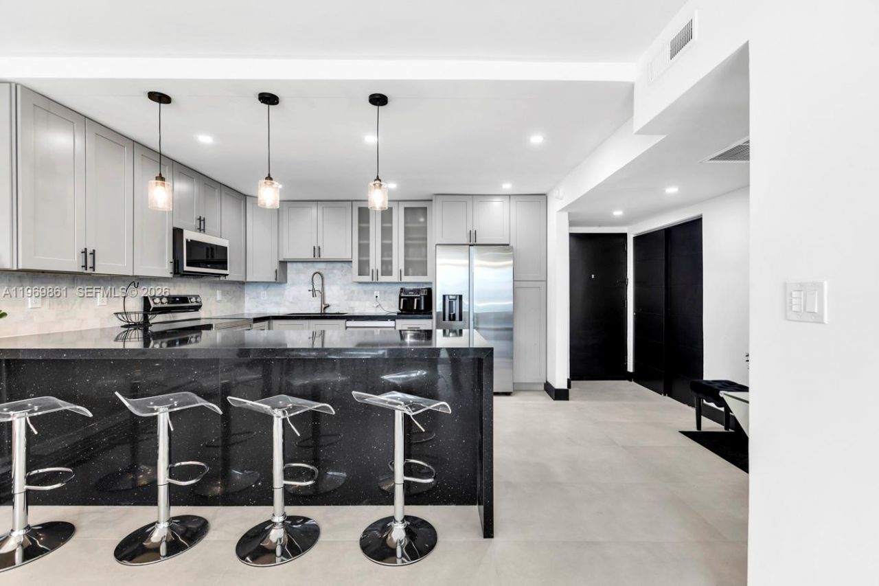 19380 Collins Ave, Unit 1212, Sunny Isles Beach, FL 33160 Photo