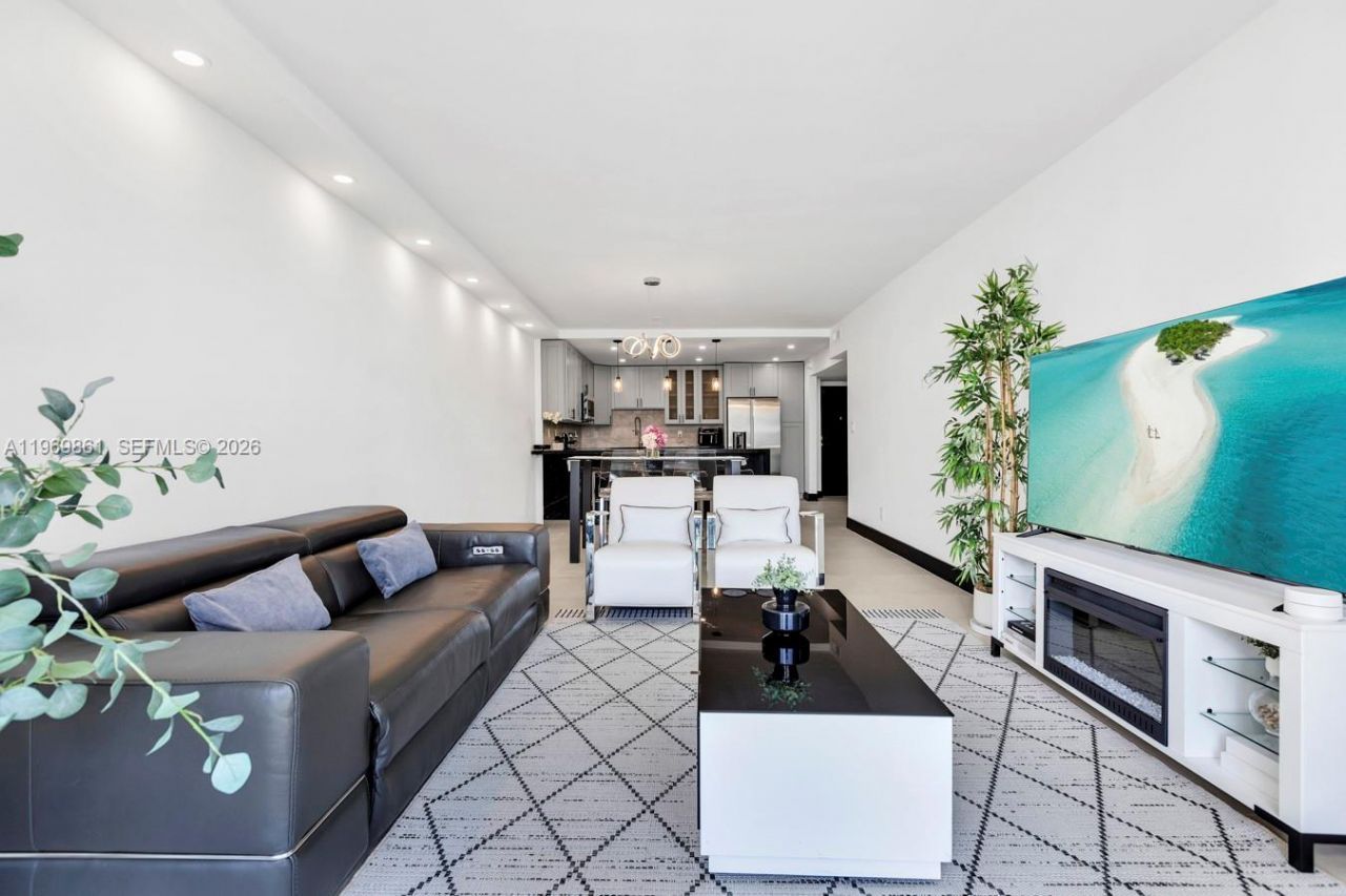 19380 Collins Ave, Unit 1212, Sunny Isles Beach, FL 33160 Photo