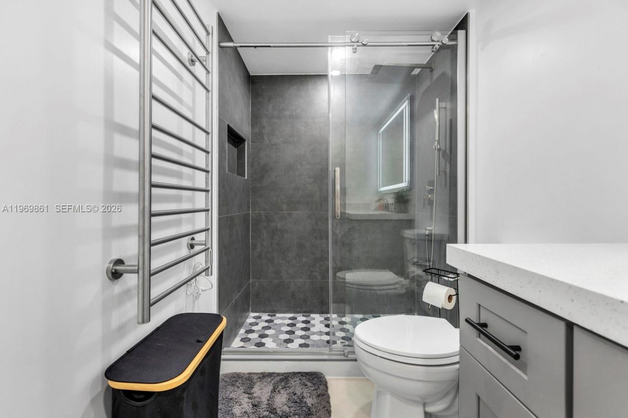 19380 Collins Ave , Unit 1212, Sunny Isles Beach, FL 33160 Photo