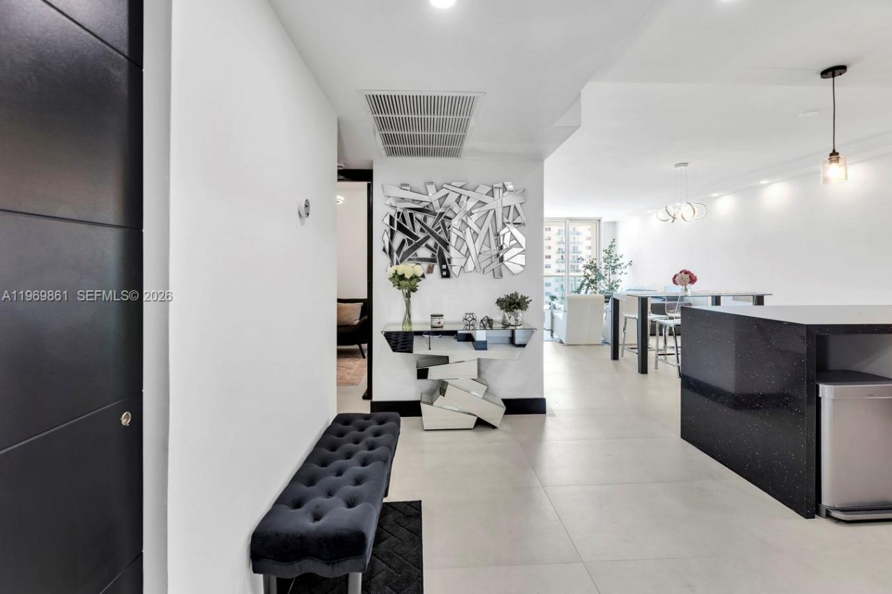 19380 Collins Ave, Unit 1212, Sunny Isles Beach, FL 33160 Photo