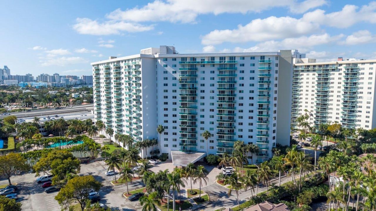 19380 Collins Ave, Unit 1212, Sunny Isles Beach, FL 33160 Photo