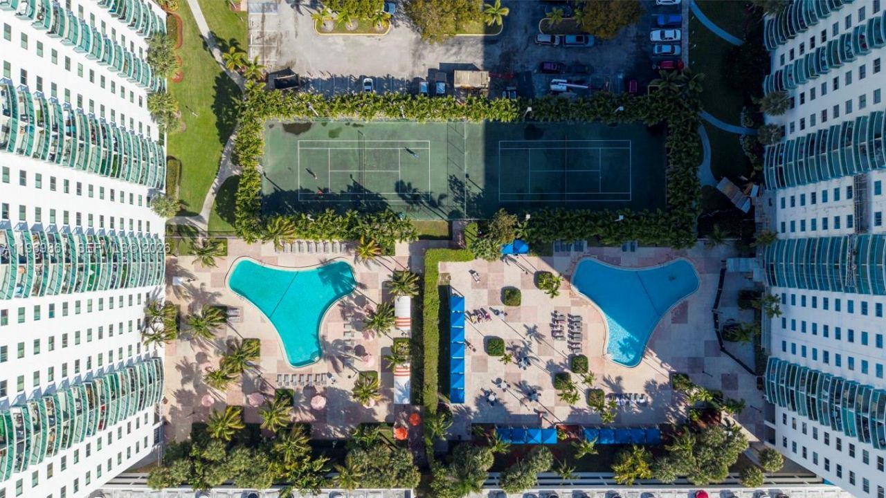 19380 Collins Ave , Unit 1212, Sunny Isles Beach, FL 33160 Photo