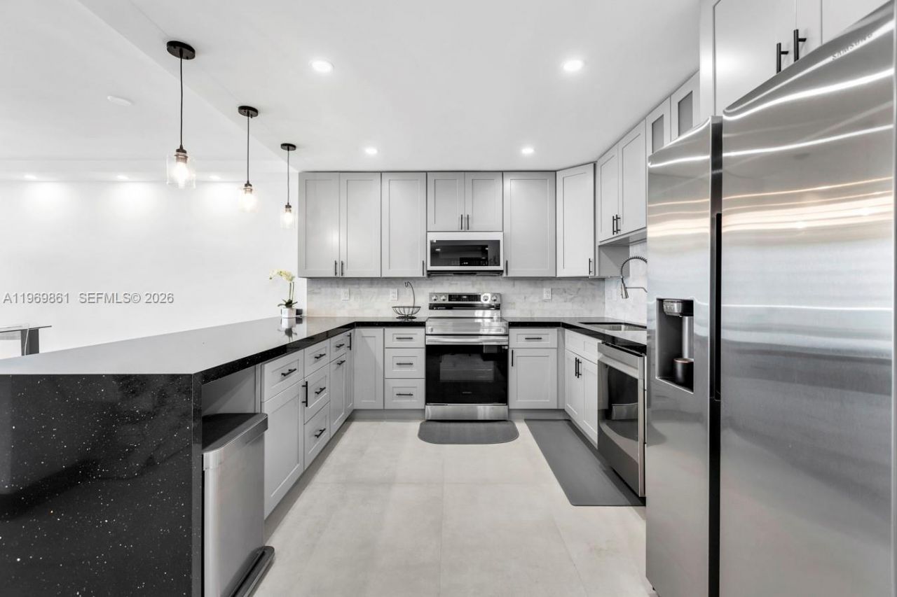 19380 Collins Ave, Unit 1212, Sunny Isles Beach, FL 33160 Photo