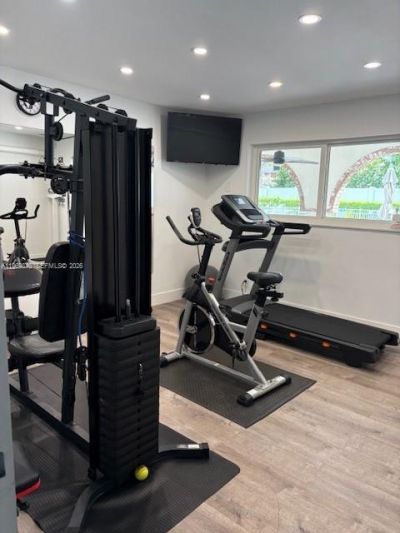 3181 S Ocean Dr, Unit 304, Hallandale Beach, FL 33009 Photo