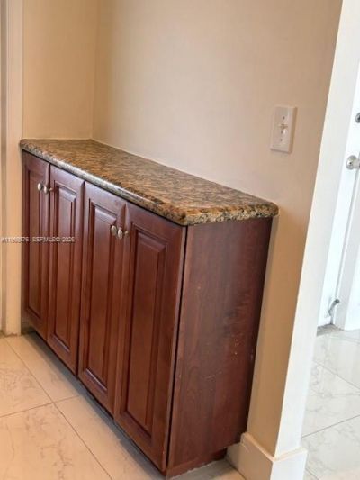 3181 S Ocean Dr, Unit 304, Hallandale Beach, FL 33009 Photo
