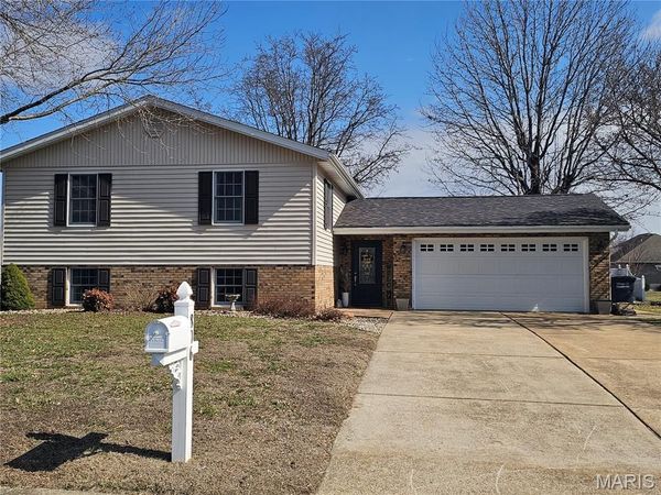 806 Windy Way, Steeleville, IL 62288