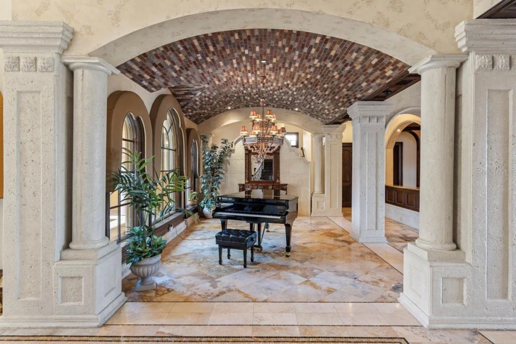 16619 Arezo Court, Montverde, FL 34756 Photo