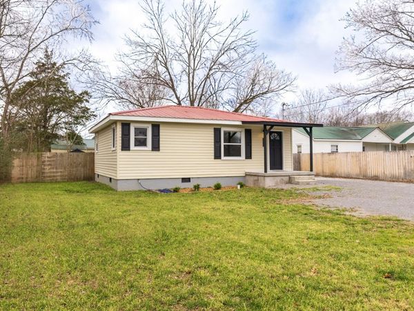 403 Cedar Ln, Tullahoma, TN 37388