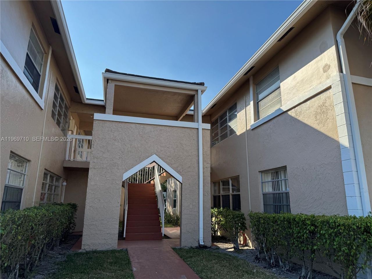 1024 Twin Lakes Dr , Unit 21-F, Coral Springs, FL 33071 Photo