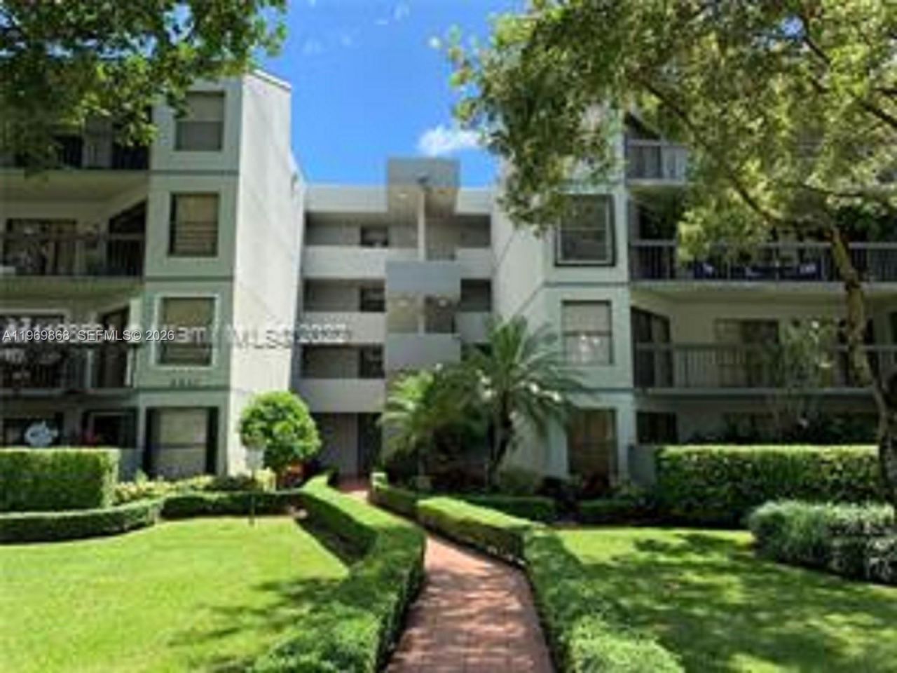 8820 SW 132nd Pl , Unit 203D-S, Miami, FL 33186 Photo