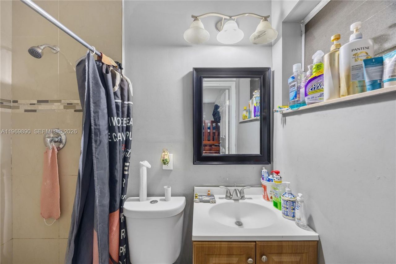 300 NW 39th St , Deerfield Beach, FL 33064 Photo