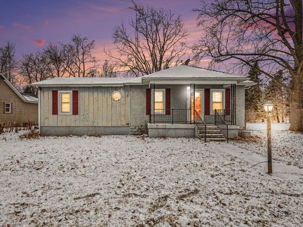 18 Genesse Street, La Crosse, IN 46348