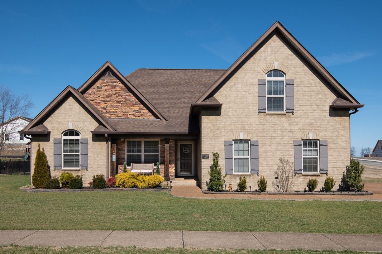 207 Hickory Pointe Dr, Lebanon, TN 37087 Main Photo