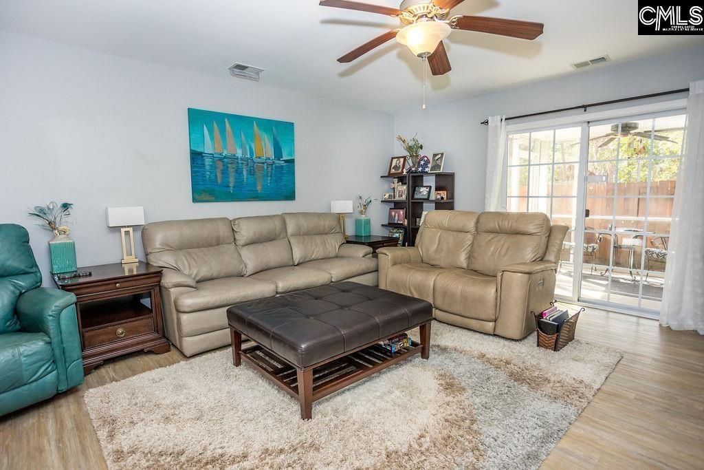 148 Cambridge Hill Drive Photo 5