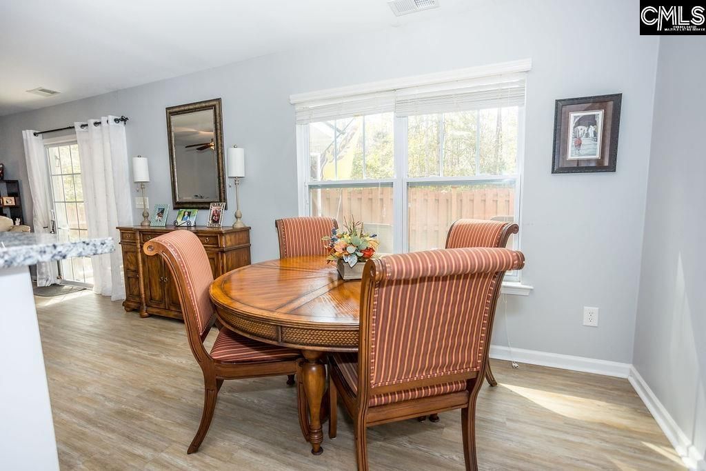 148 Cambridge Hill Drive Photo 7