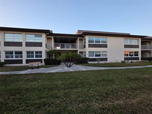 4712 MARINE PARKWAY, Unit 206, NEW PORT RICHEY, FL 34652