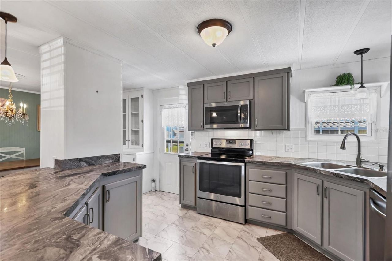 1530 45th Avenue Drive E, Ellenton, FL 34222 Photo