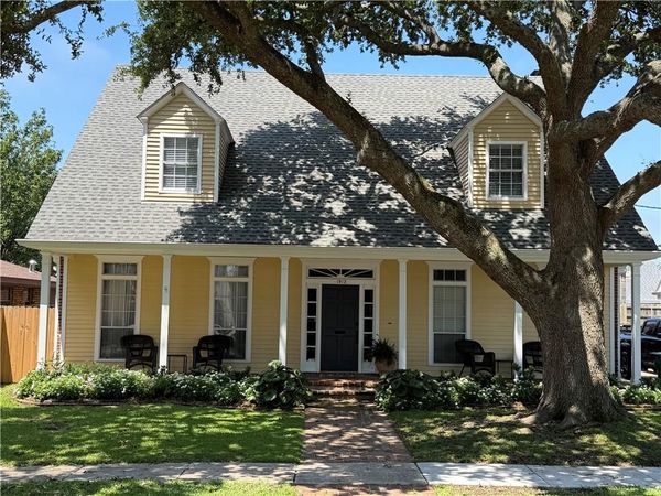 1512 GARDENIA Drive, Metairie, LA 70005