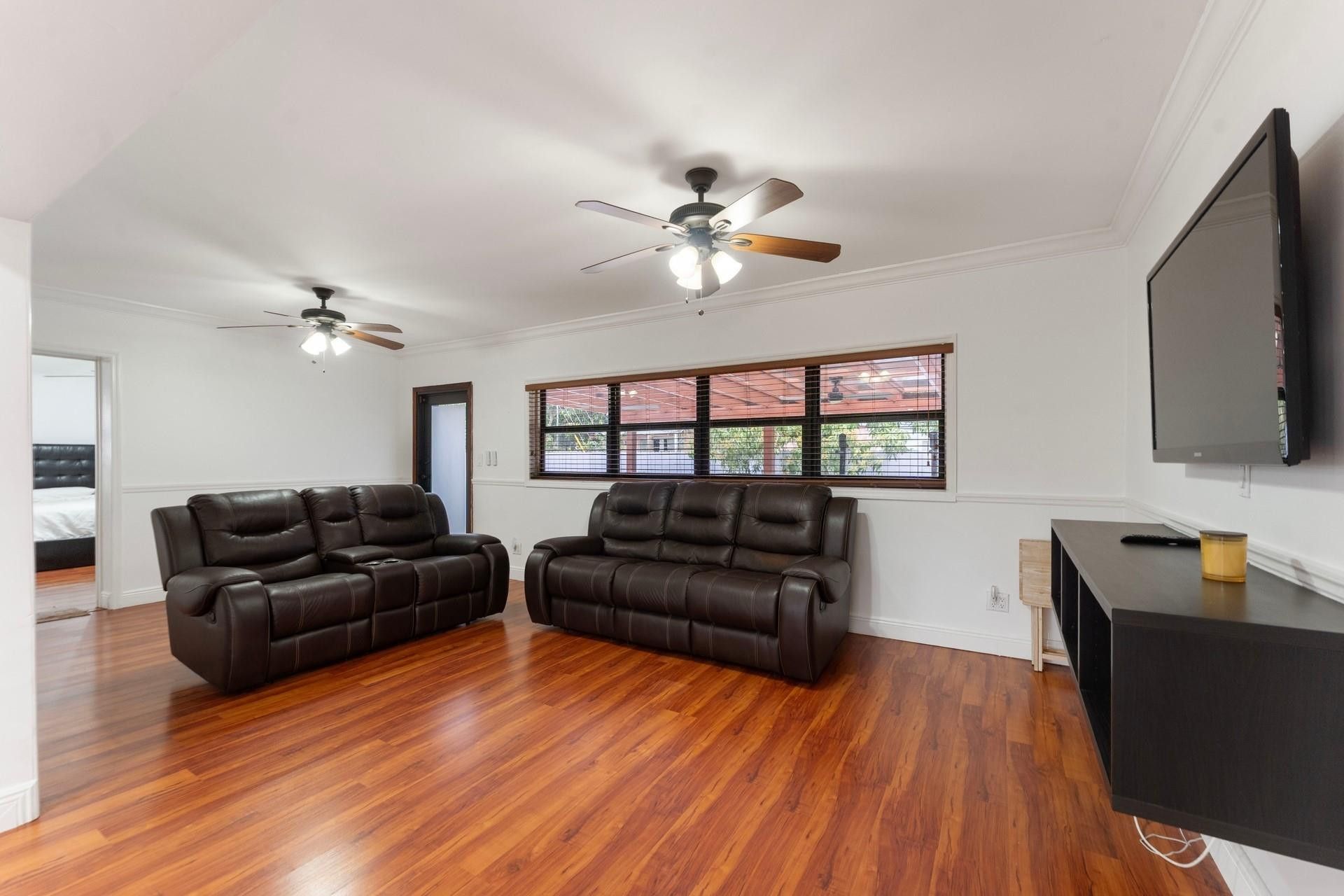 795 NE 165th Street, Miami, FL 33162 Photo