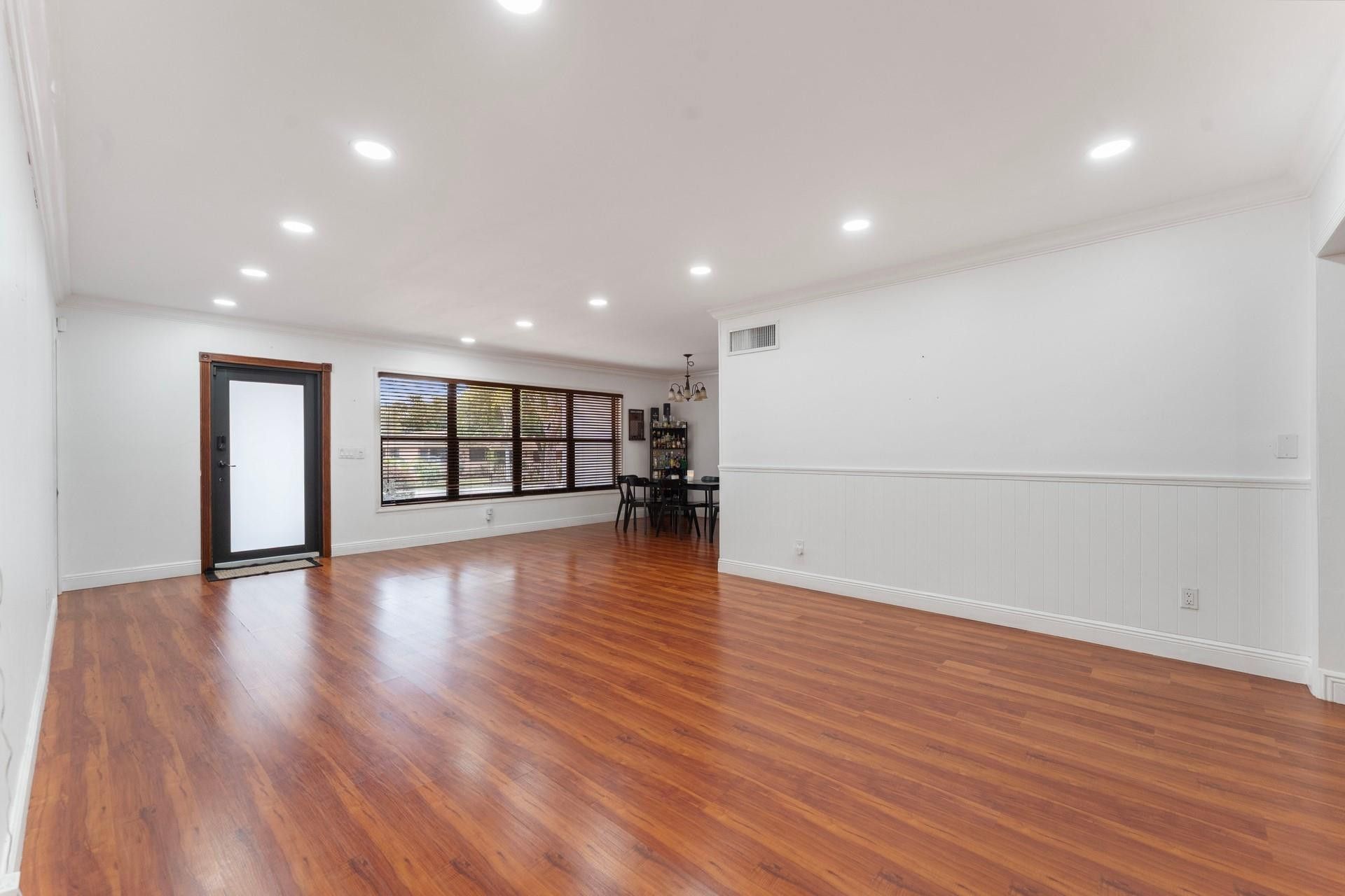 795 NE 165th Street, Miami, FL 33162 Photo