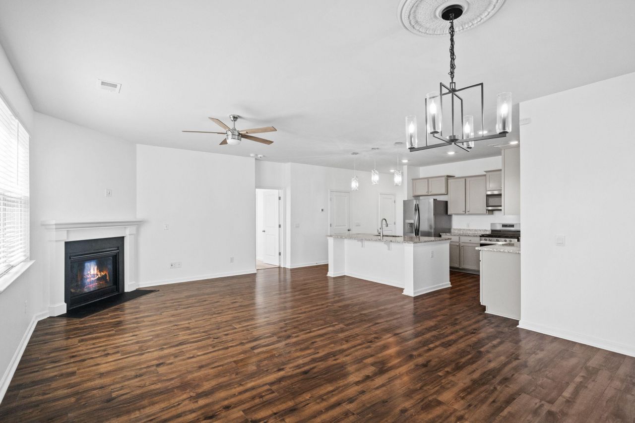 502 Misty Bluff Circle Photo 16