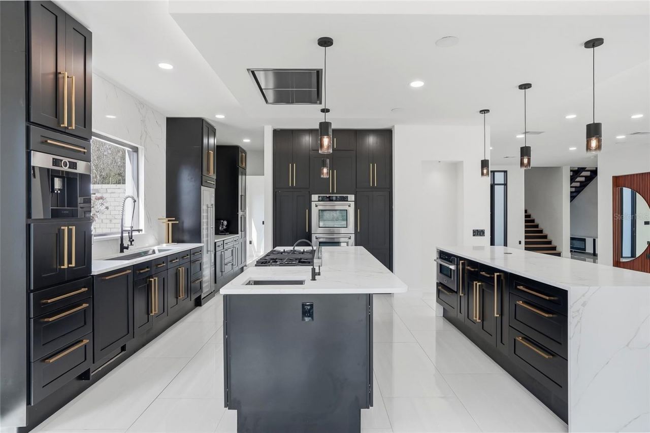 7818 N Hubert Avenue, Tampa, FL 33614 Photo