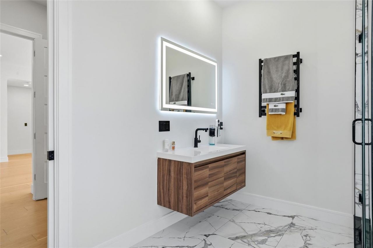 7818 N Hubert Avenue, Tampa, FL 33614 Photo